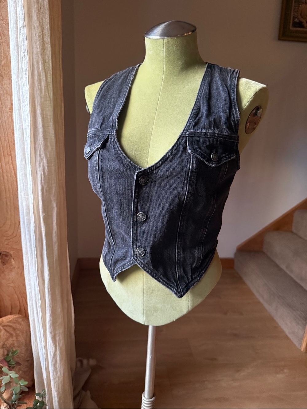 American Eagle Outfitters Black Washed Denim Crop Vest